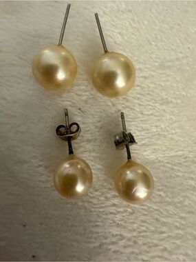 Cream Pearl Stud Earrings — Classic Women's Jewelry